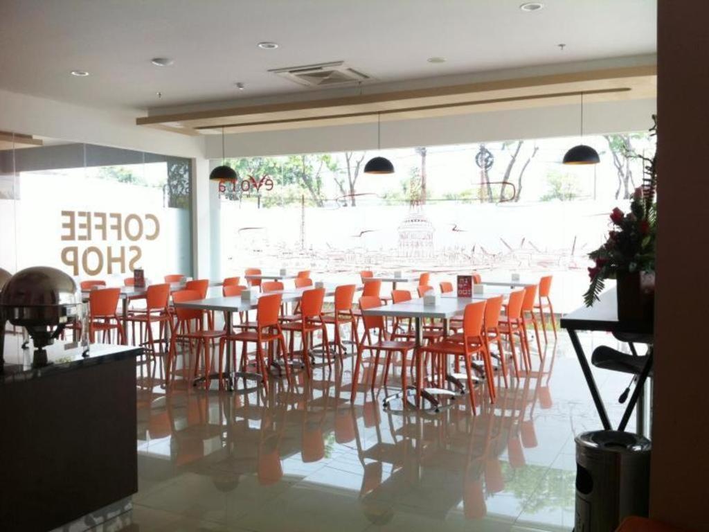 Evora Hotel Surabaya Kültér fotó
